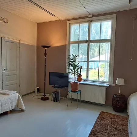 Taideniityn Pikkutaika 1-2lle